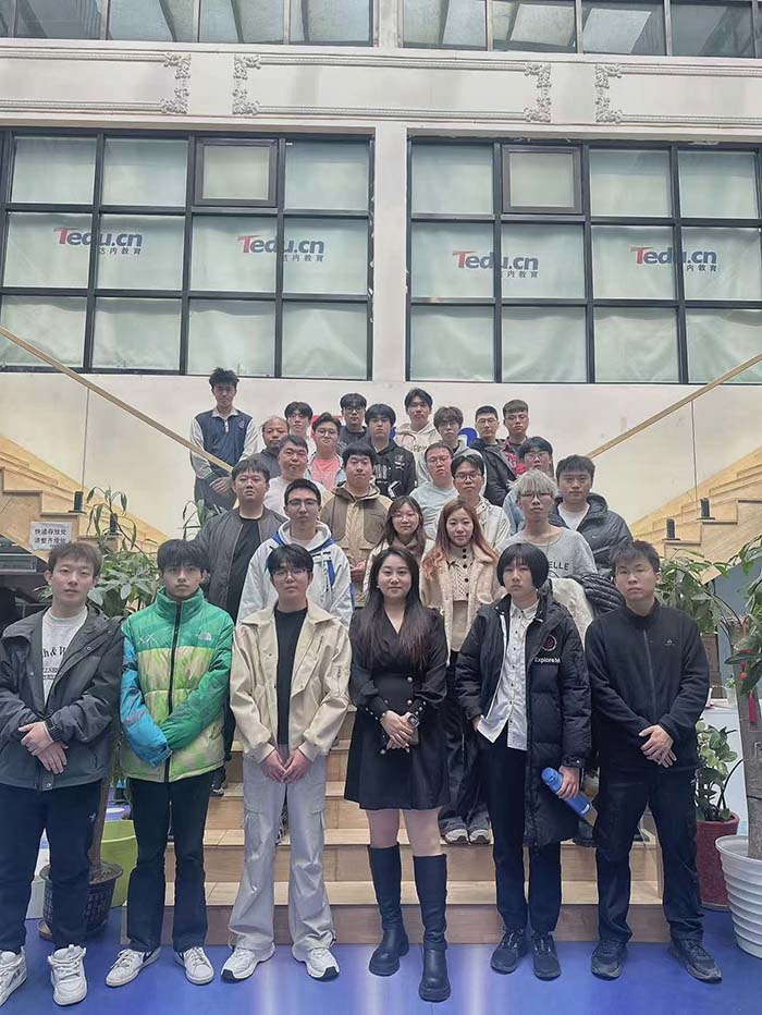 Python人工智能培训班开班盛况-达内北京中关村中心-2503