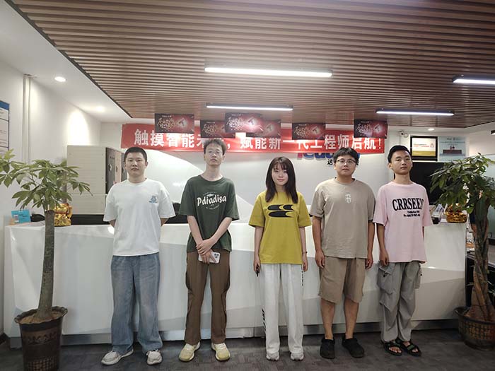 Python<a style='color:blue' href='https://python.tedu.cn/'>人工智能培训</a>班开班盛况-新达内郑州中心-2506